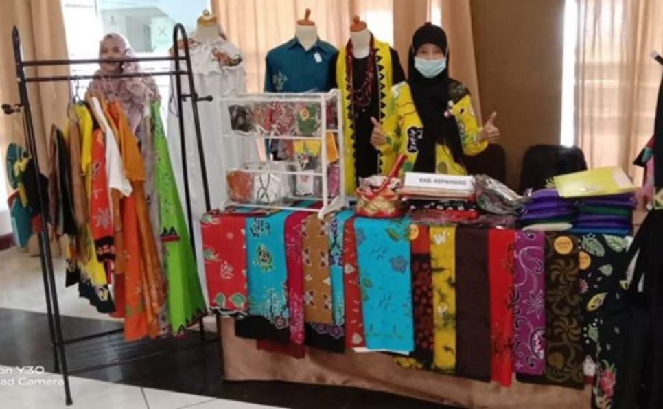 UMKM Peuy Batik Promosikan Batik Besurek di Rakerda Dekranasda Bengkulu 2021