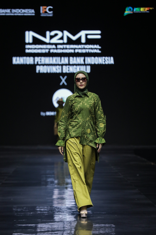 Peuy Batik Fashion Show (17)